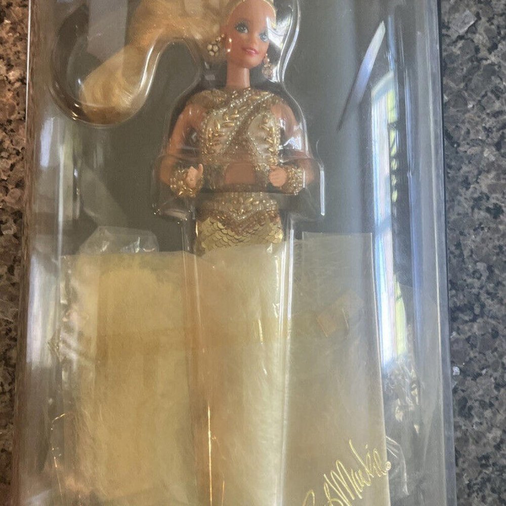 1990 Bob Mackie Gold Barbie Doll Display Case  5405-9992 Brand New